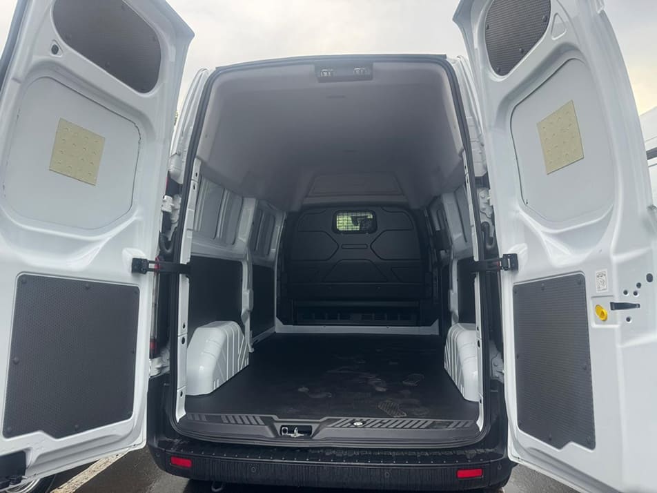 /images/pages/catalog/Ford Transit Custom/Ford_Transit_Custom_7.jpg